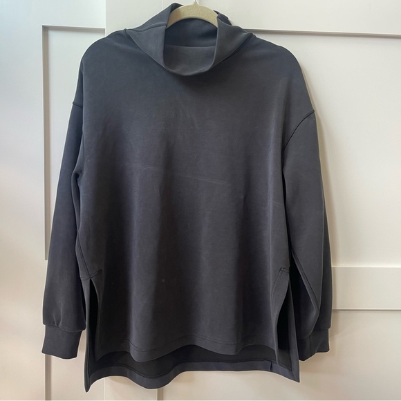 Lululemon athletics size M Black charcoal long sleeve with High Collar - Picture 1 of 3